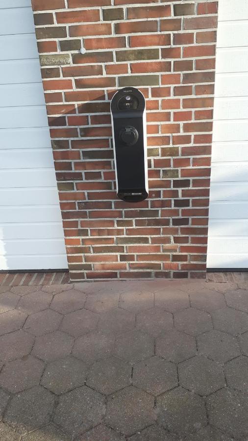 Preisbewusste Ferienwohnung Fuer 2 Personen U. Kleinkind Utarp エクステリア 写真