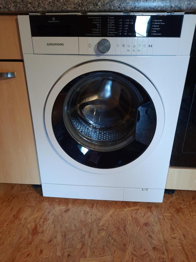 Preisbewusste Ferienwohnung Fuer 2 Personen U. Kleinkind Utarp エクステリア 写真