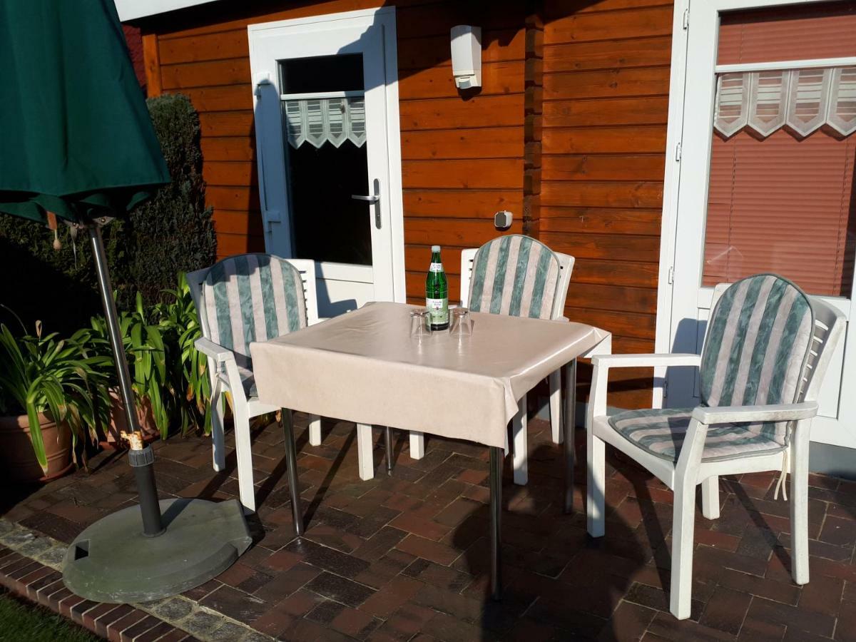 Preisbewusste Ferienwohnung Fuer 2 Personen U. Kleinkind Utarp エクステリア 写真