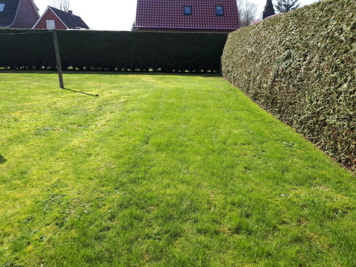 Preisbewusste Ferienwohnung Fuer 2 Personen U. Kleinkind Utarp エクステリア 写真