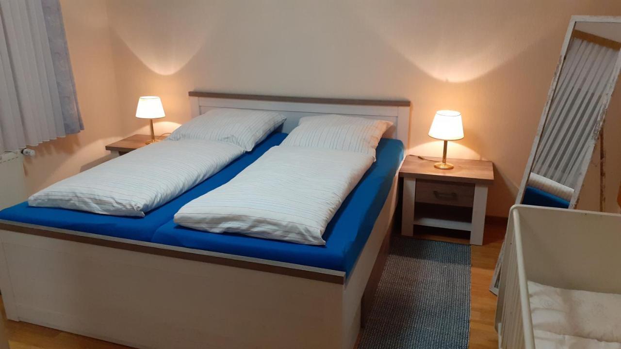 Preisbewusste Ferienwohnung Fuer 2 Personen U. Kleinkind Utarp エクステリア 写真